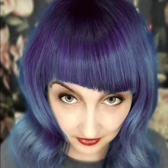 Meet your Posher, Corrie - Picture 1 of 1